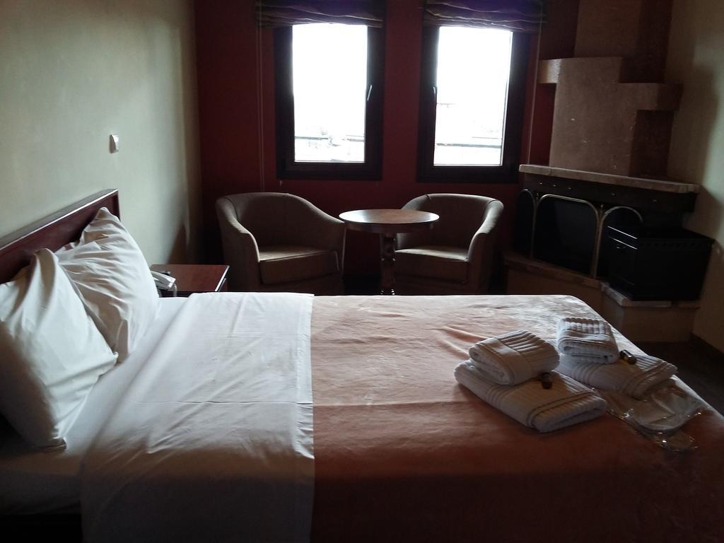 Voreas Hotel Loutraki  Ruang foto