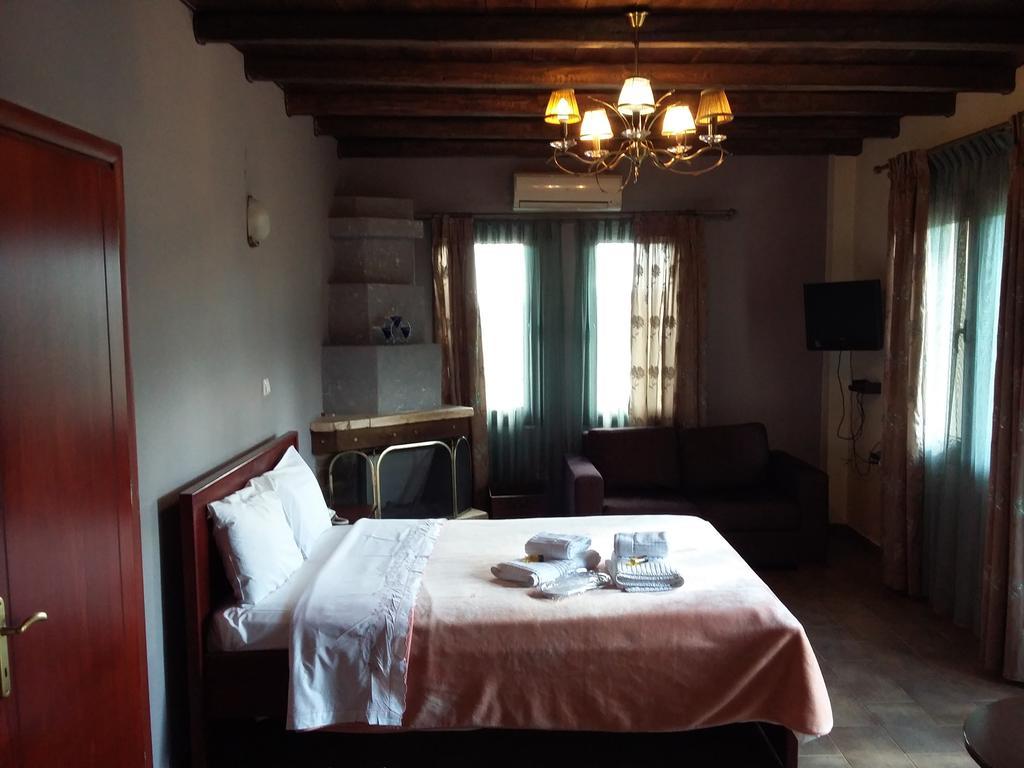 Voreas Hotel Loutraki  Ruang foto