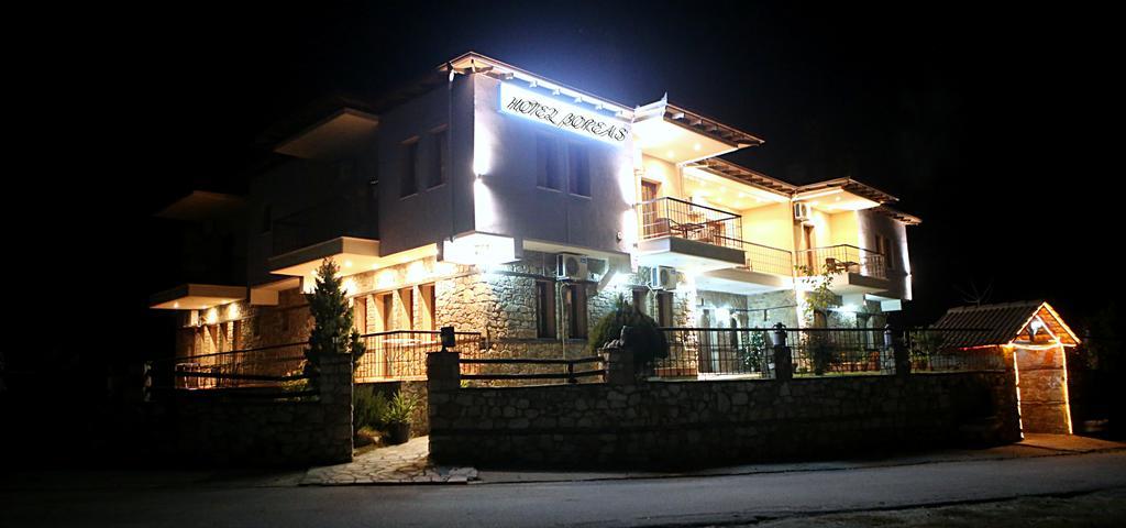 Voreas Hotel Loutraki  Bagian luar foto