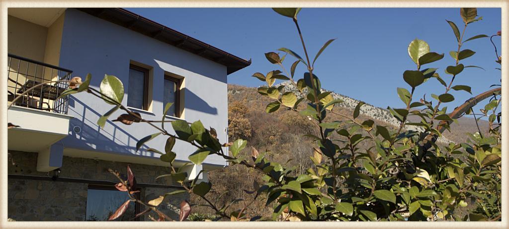 Voreas Hotel Loutraki  Bagian luar foto