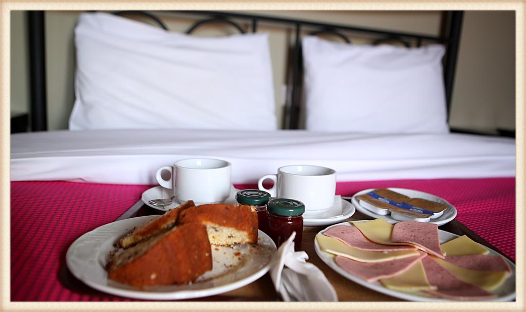 Voreas Hotel Loutraki  Ruang foto