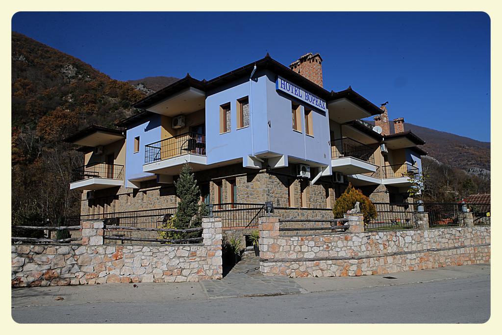 Voreas Hotel Loutraki  Bagian luar foto